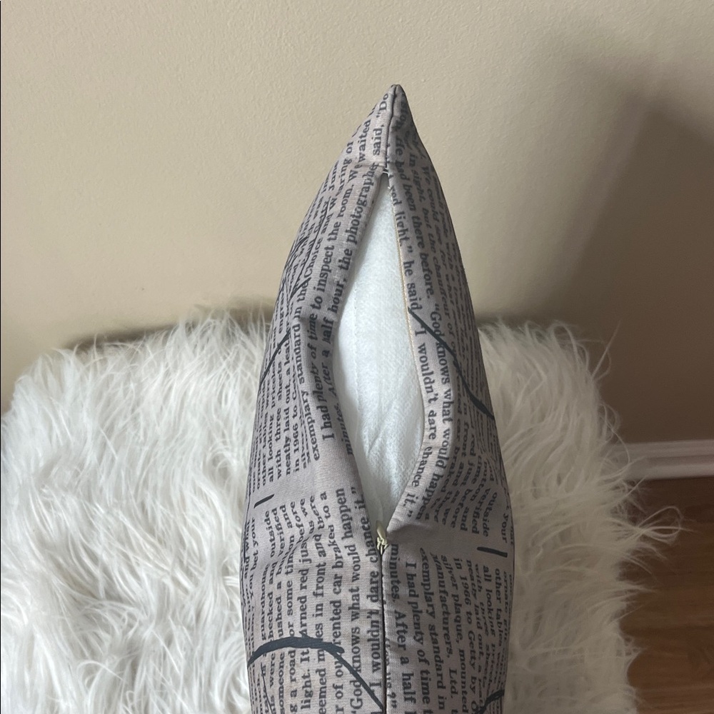 Red Lips Newspaper Print Pillow - Picture 3 of 3